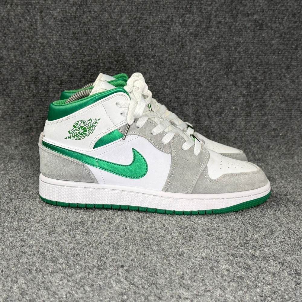 Jordan 1 Mid SE Shoes Women's 7.5 Grey Suede Green Athletic Basketball Sneakers